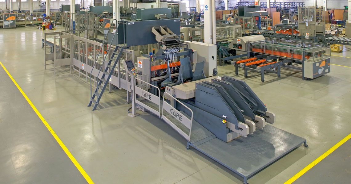 Mach 4 - Machine pour palettes - Ligne de clouage automatique - CAPE - 4 et 2 entrées_0