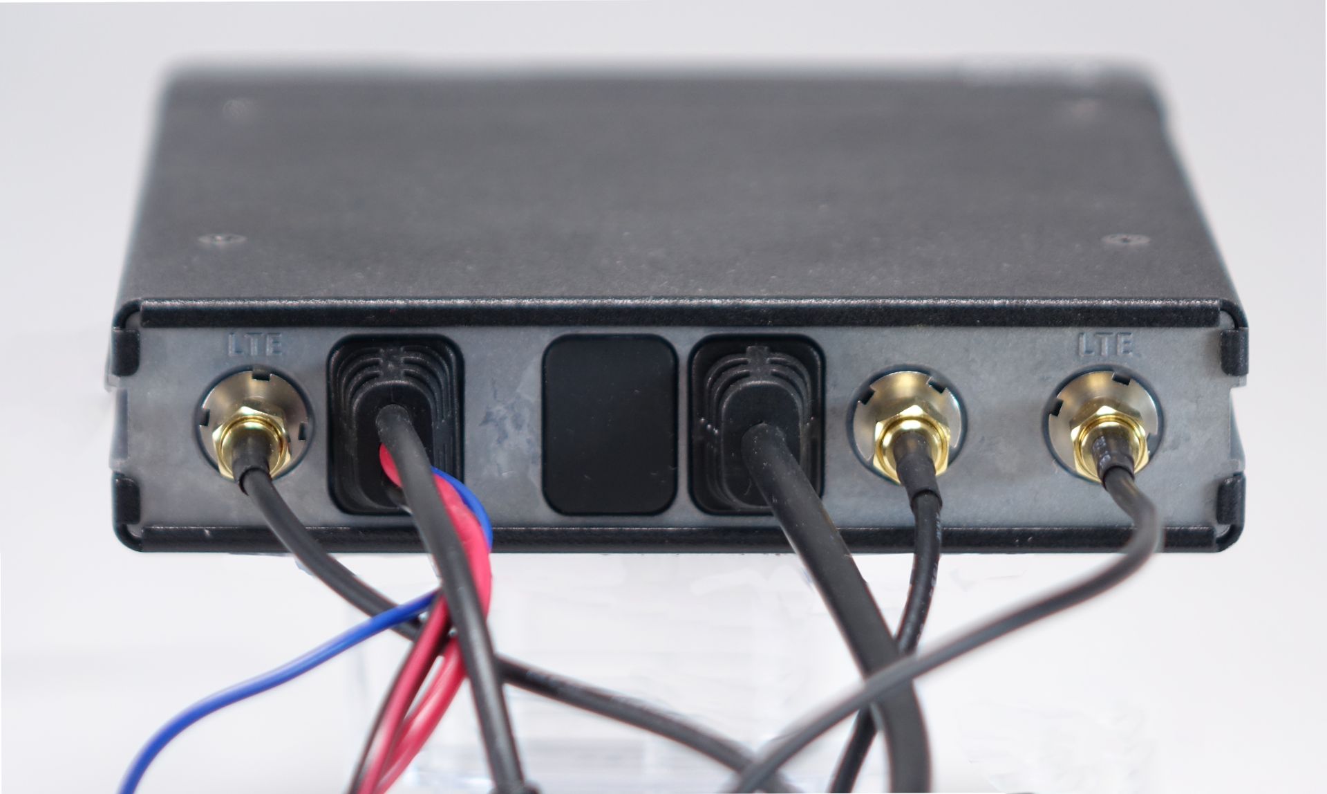 Mobile Radio LTE (4G)/3G GPS Bluetooth ecran Couverture France et Europe IP54 MIL-STD-810G_5