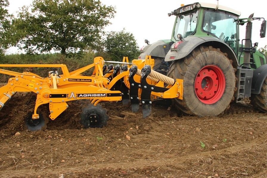 Combiplow platinum - décompacteur agricole - agrisem sas - charge maximale atteint 3 000 kg_5