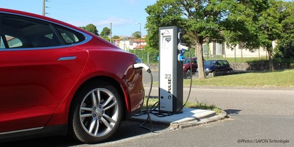 Borne électrique Pulse 22 GL avec écran LCD rétroéclairé