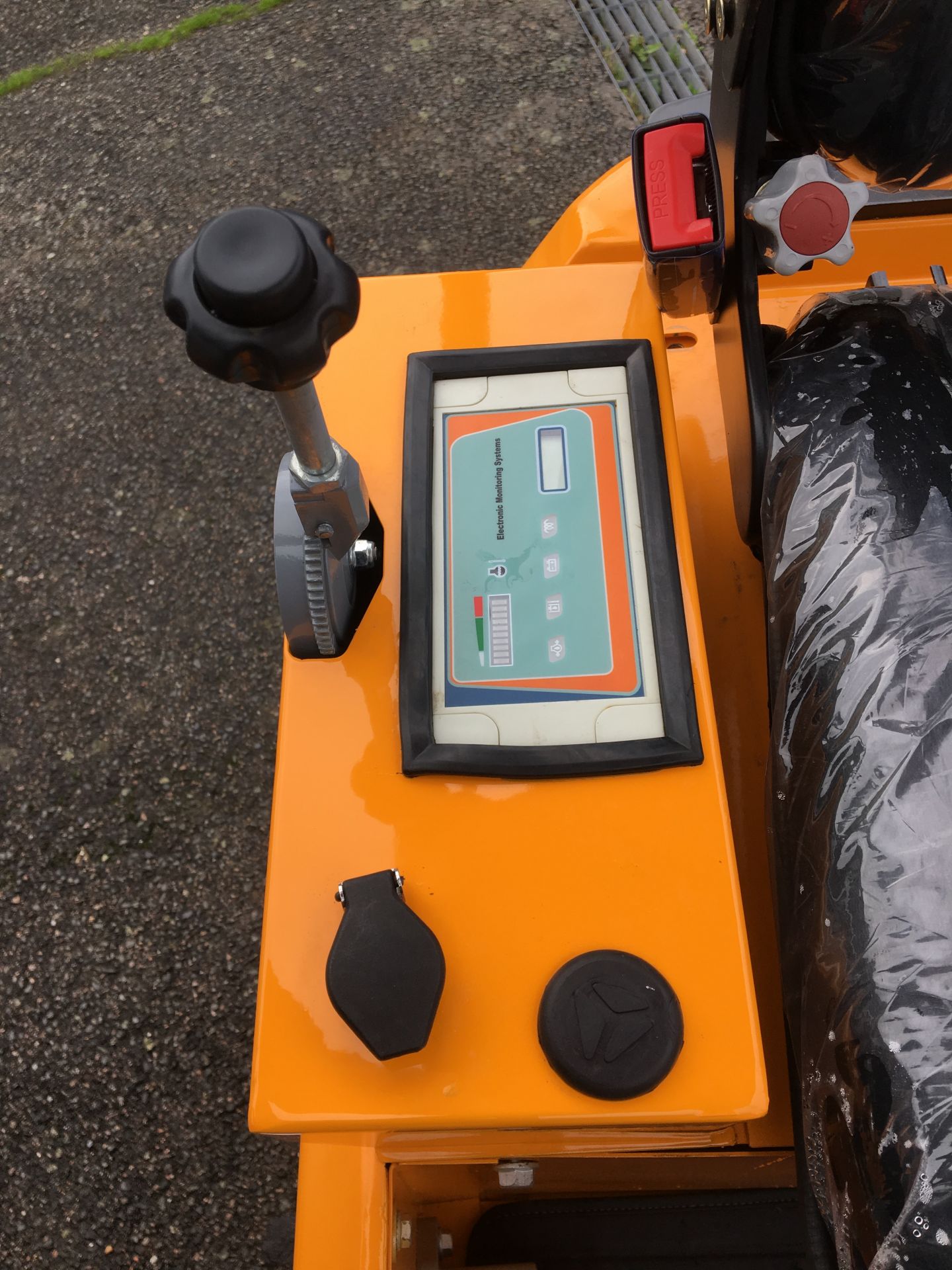 Rhinoceros xn 12 micro-pelle de 1000 kg_5