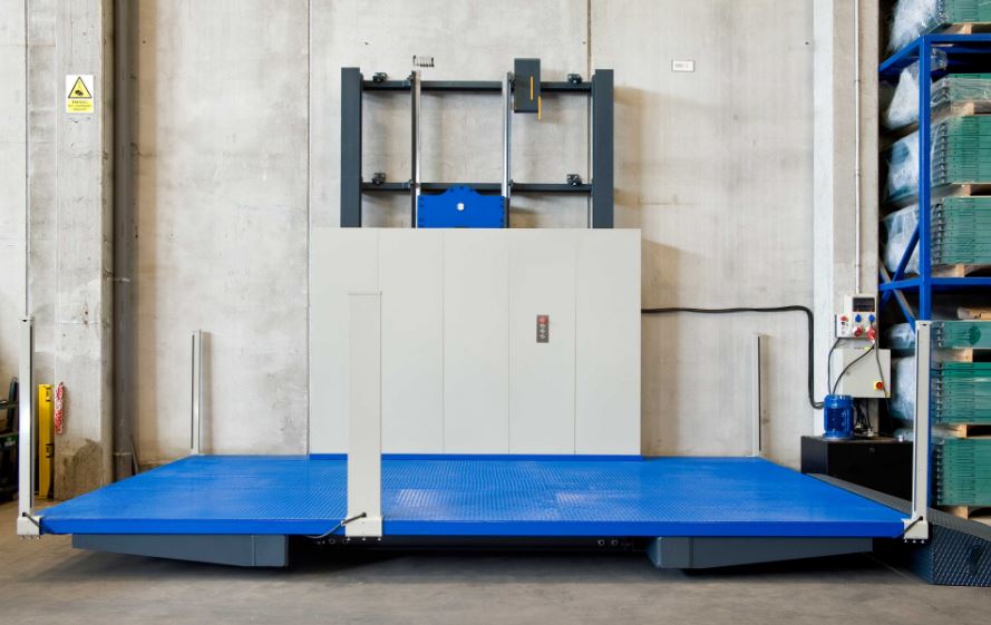 Monte voiture à fonctionnement électro hydraulique la plus adaptée pour les transferts verticaux de véhicules_5