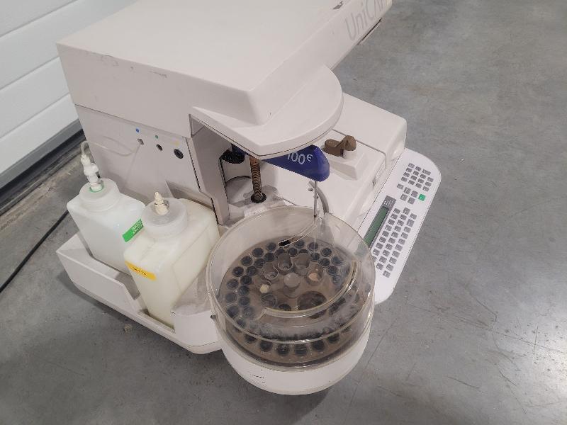 Analyseur de laboratoire pharmacia diagnistics ab unicap100 v1 pour pièces_5