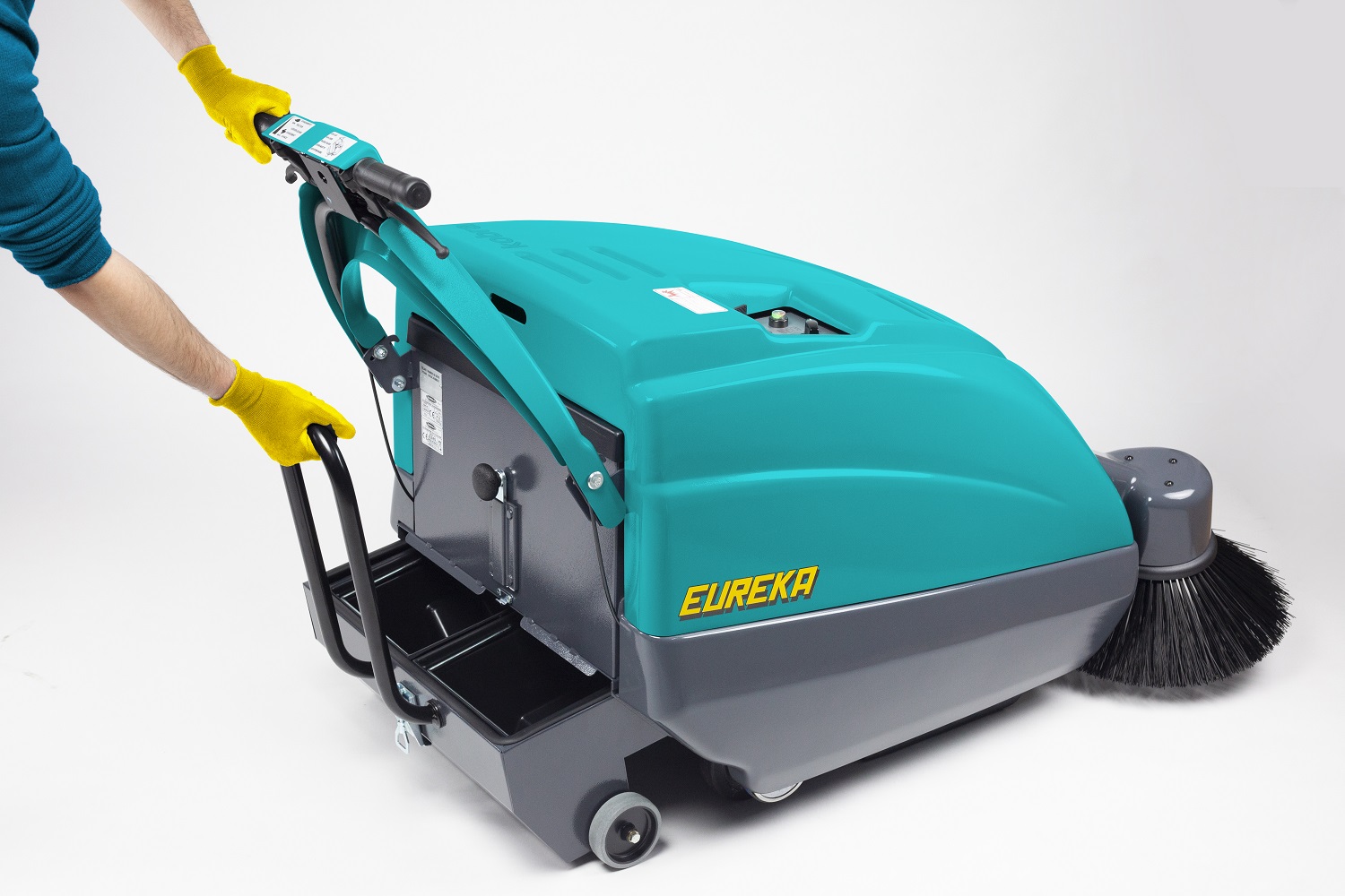 Balayeuse accompagnée Kobra - Nettoyage rapide des moyennes dimensions - Essence ou électrique silencieuse_5