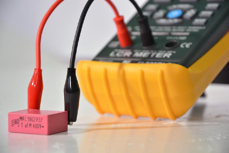 FI920RLC - Pont de mesures RLC portable avec fonction SmartCheck et palpeur frontal pour connexion directe_5