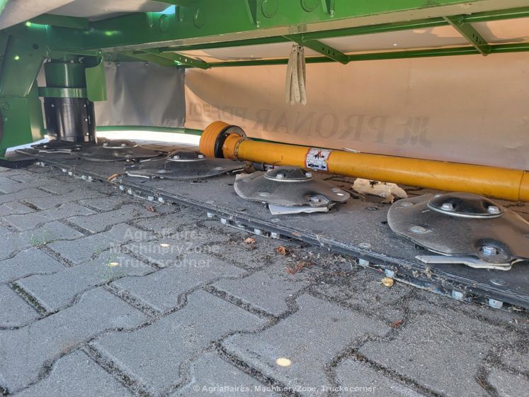 Faucheuse frontale Pronar PDF 301 - utilisable sur terrains difficiles et impraticables, largeur de coupe 3m_5