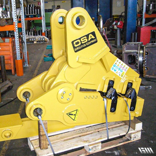 Broyeur mécanique Série FM - OSA - Pour pelles de 18 à 100 tonnes - Haute performance et robustesse en acier HARDOX_5