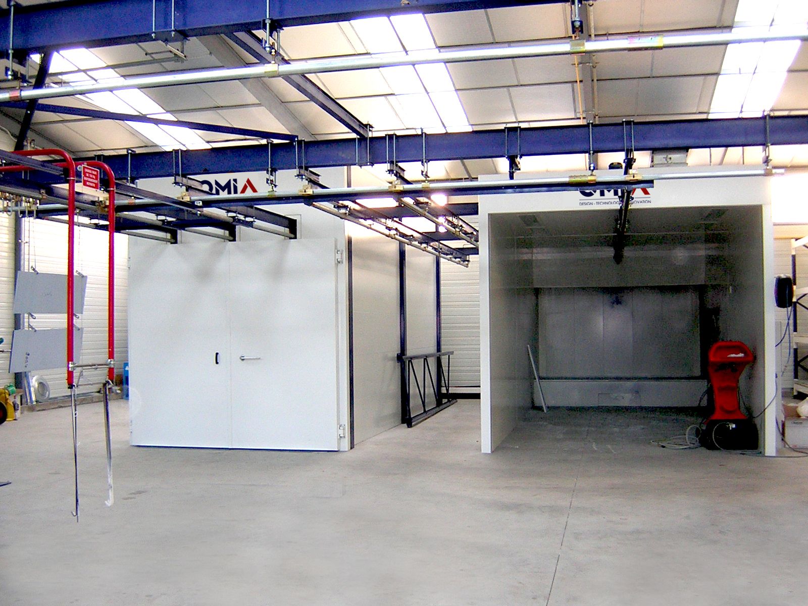 Système de thermolaquage avec palonniers supports de pièces