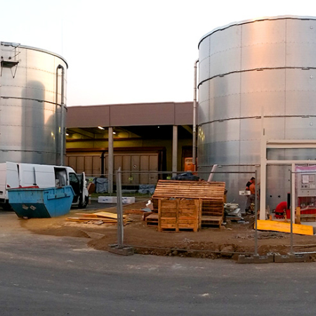 Réservoir anti-incendie avec trop-plein et vanne de vidange DN80