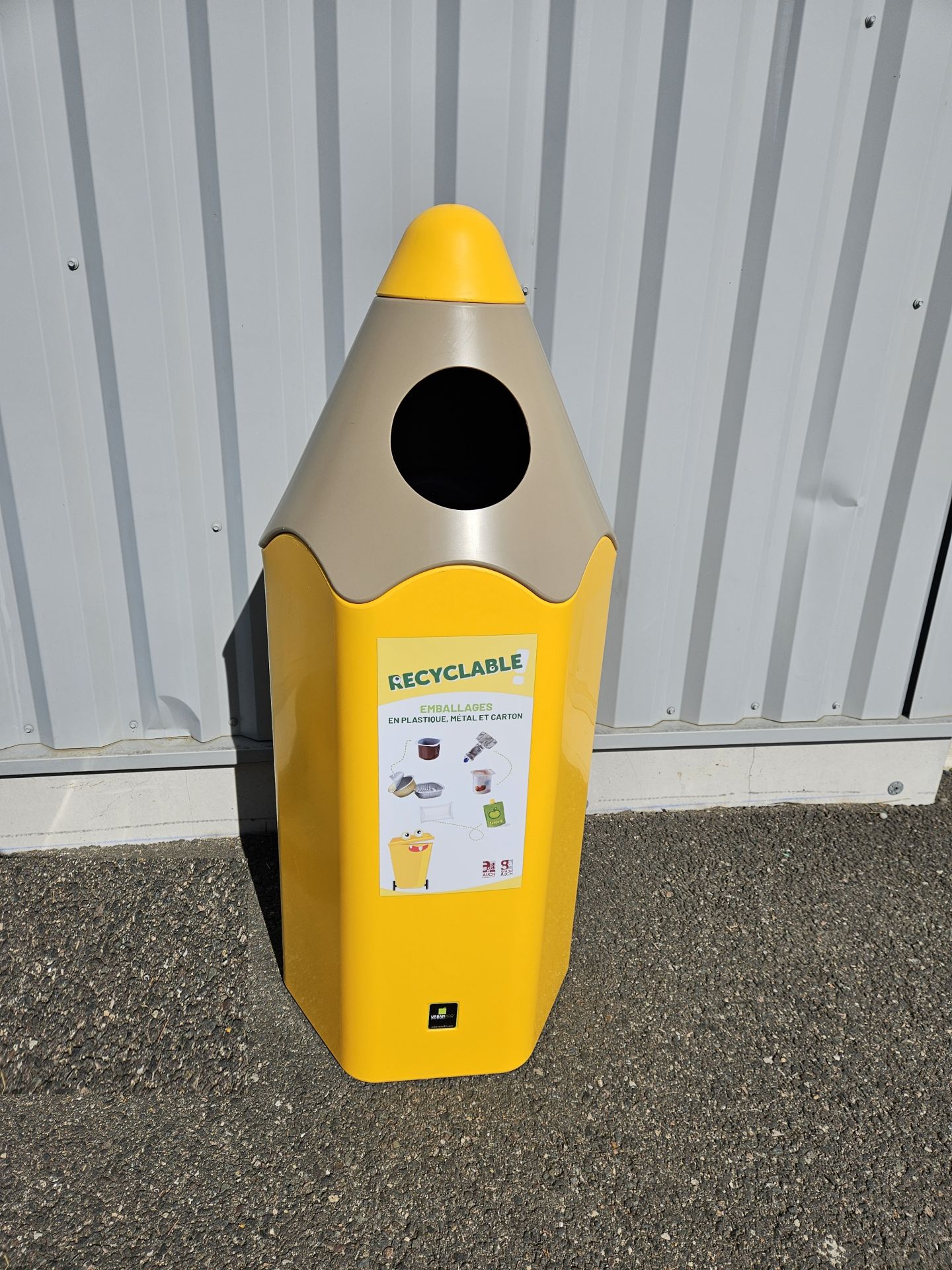 Poubelle de tri sélectif pour collectivités