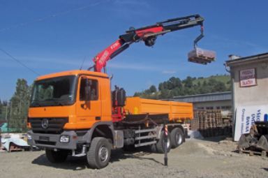 Grue auxiliaire Fassi F215A Dynamic - capacité de levage jusqu'à 18,90 tm - bras hydraulique jusqu'à 22,70 m avec jib_5