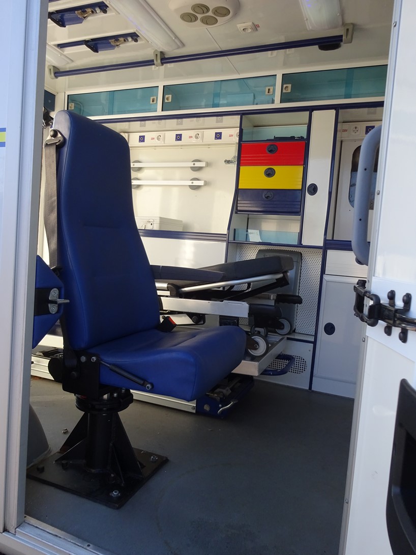 Ambulance Renault Trafic avec WEBASTO intégré
