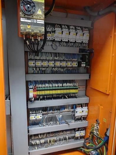 Centre d’usinage vertical marque huron type cx 10_5