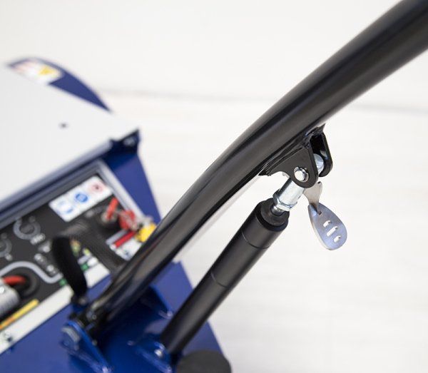 M4 - tracteur logistique - zallys - capacité de charge 3000 kg_5