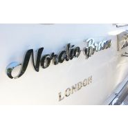 Lettrage en métal 3D finition cuivre miroir