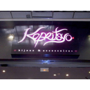 Enseigne lumineuse personnalisée pour une visibilité de jour comme de nuit - OUEST ENSEIGNES_5