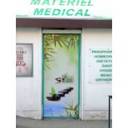 Vitrophanie sur mesure, idéal pour transformer une vitrine en une grande surface d'affichage imprimée - OUEST ENSEIGNES_6