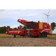 Machine de récolte avec système de surveillance Visual Protect intégré