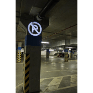 Système de signalisation lumineuse piloté par détecteur de mouvement