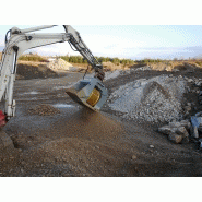 Godet cribleur hartl hbs pelle de 13-35 tonnes_5