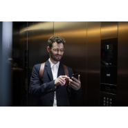 Ascenseur polyvalent pour immeubles résidentiels et commerciaux - KONE MonoSpace® 4 DX_5