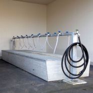 Installation de nettoyage des chaussures sur sol - Lave-chaussures robuste en béton armé avec 4 à 16 stations_5