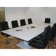 Table de réunion contemporaine et lumineuse - HAN - Élégante, personnalisable et durable_5