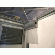 Sas de décontamination avec flux d’air sinusoïdal optimisé