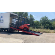 Rampe de quai mobile galvanisée AZ Ramp Prime XS - Achat ou location - Capacité de 6T à 10T - Modèle minimaliste et économique_5