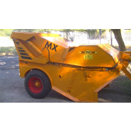 Ramasseuse de pierres à attelage fixe , articulé, déportable hydrauliquement_5