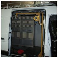 Potence de manutention sans hydraulique pour véhicules utilitaires