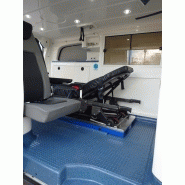 Véhicule d'urgence Mercedes Vito 2015 en configuration BSE