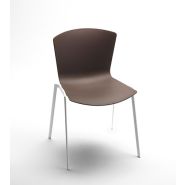 Chaise empilable SLAM - Polypro, bois ou tapissée - Design intemporel et accessoires fonctionnels_5