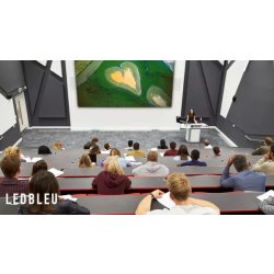 Grand écran intérieur LED pour universités  amphithéâtre écoles avec protection contre les chocs
