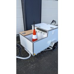 Remorque propreté urbaine pour les points d'apport volontaire de déchets