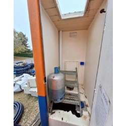 REMORQUE base vie cabane de chantier