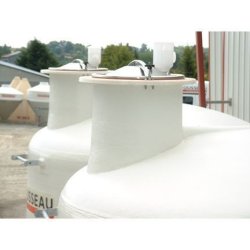 Cuve vinicole fibre à fond plat