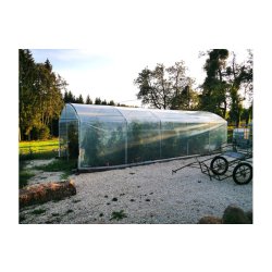 Serre à tomates avec une ventilation optimale et permanente idéale pour la protection des cultures contre les intempéries - 3 à 12 m de long