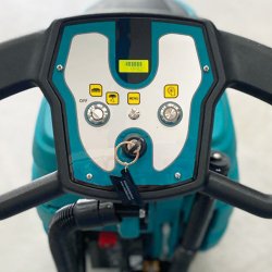 Autolaveuse accompagnée T35B - compacte, flexible et polyvalente pour hôtels, écoles, supermarchés, hôpitaux, centres logistiques