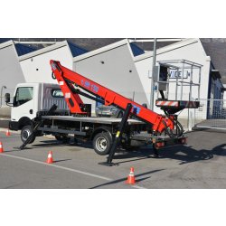 B-lift 150 Pro - Camion nacelle CTE - Hauteur 14,6m avec bras télescopique et commandes hydrauliques