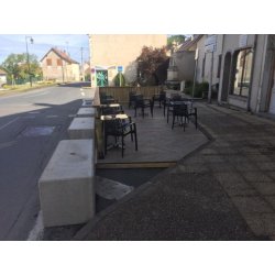 Bloc béton anti-intrusion pour la sécurisation des lieux publics