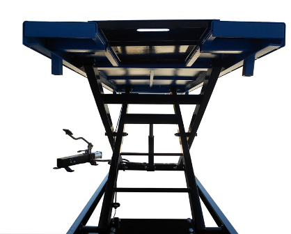 Plateforme pour motos avec patins réglables pour immobilisation