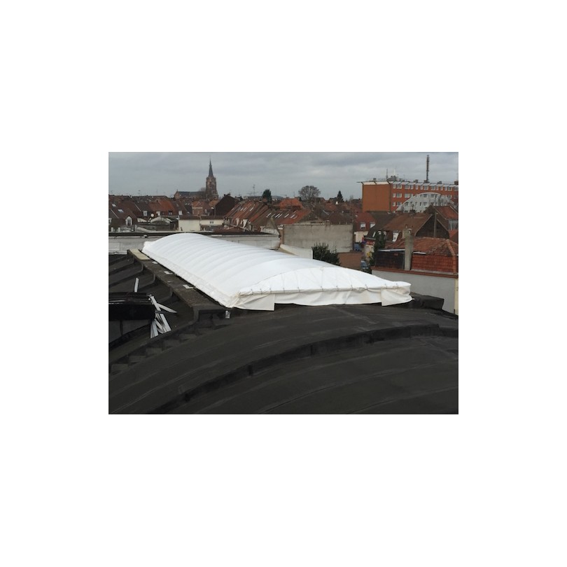 Couverture de skydome en bâche PVC résistante - Protection solaire et étanchéité_6