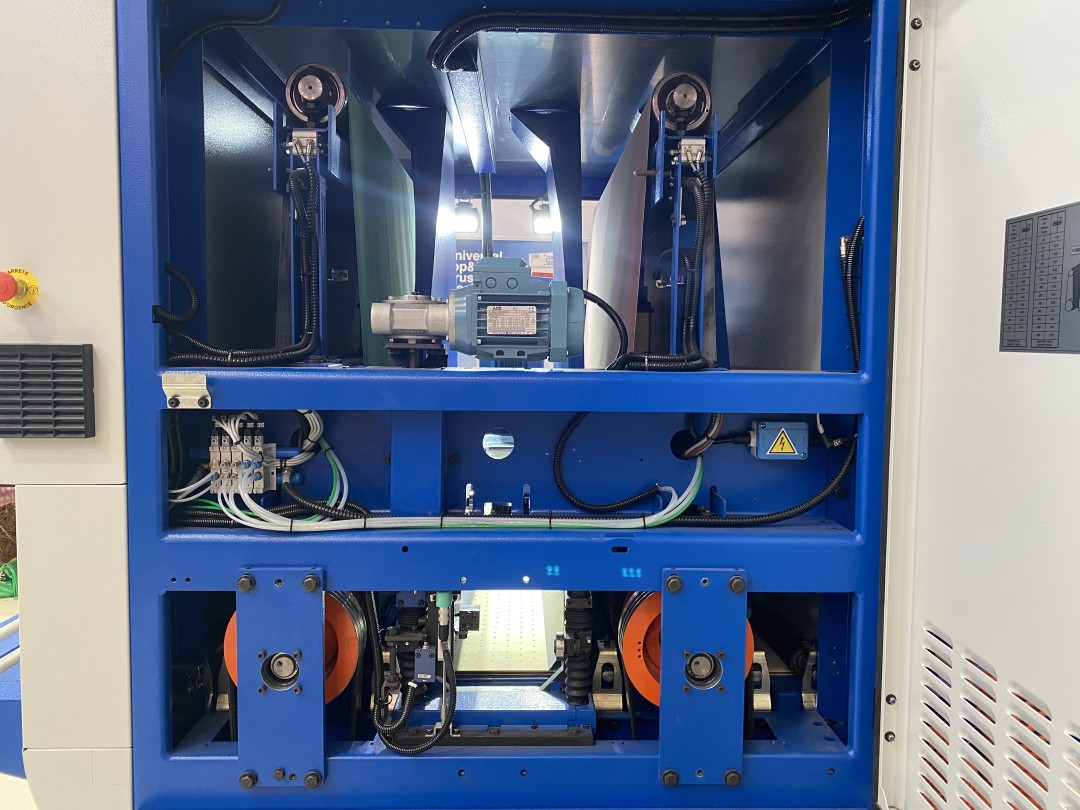 Ébavureuse COSTA MD4 CVC 1150 - Ébavurage et polissage avec 3 stations de travail_6