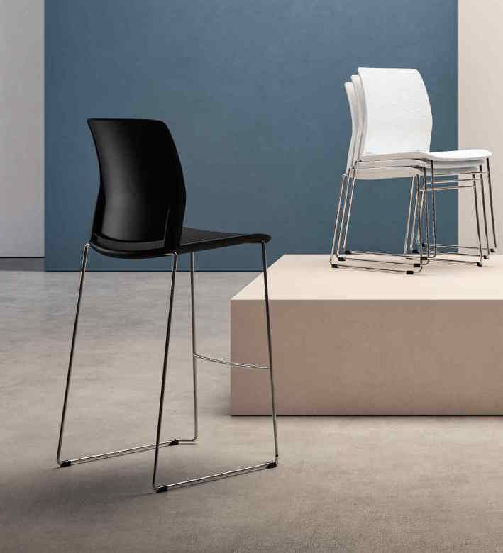 Chaise empilable CLOSE - assise et dossier en polypropylène - structure métal ou traineau - personnalisable et confortable_6