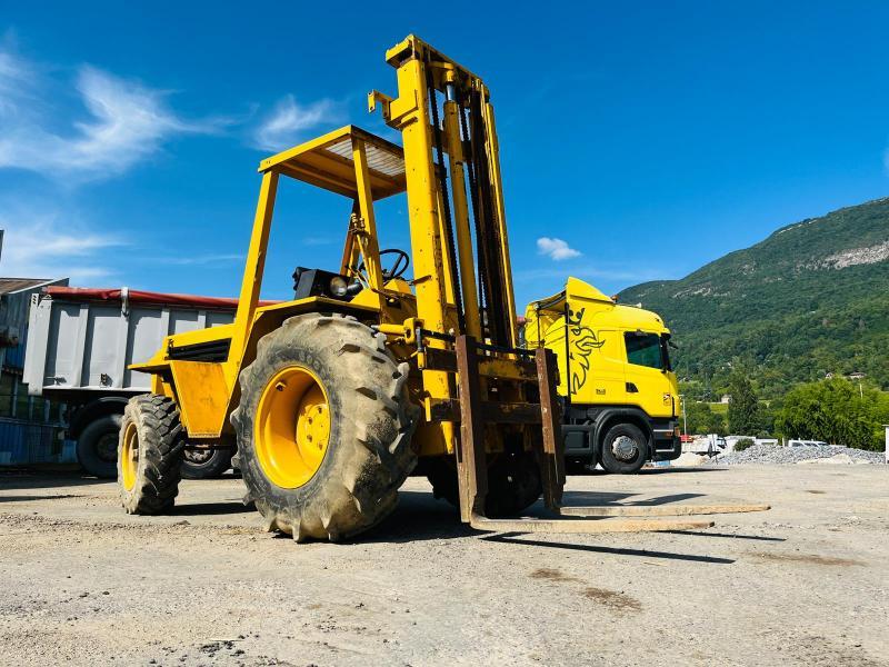 PORTHOS Chariot élévateur D20_6