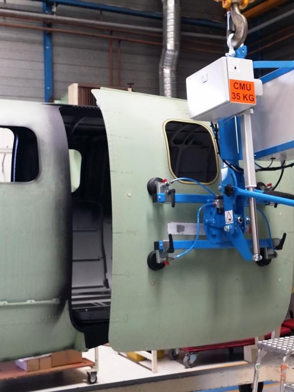 Palonniers à ventouses spécifiques en métal sur cahier des charges - Modèles sur mesure_6