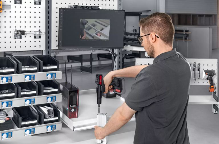 Postes de montage individuels flexibles et modulables - Bott Avero avec protection ESD et design ergonomique_6