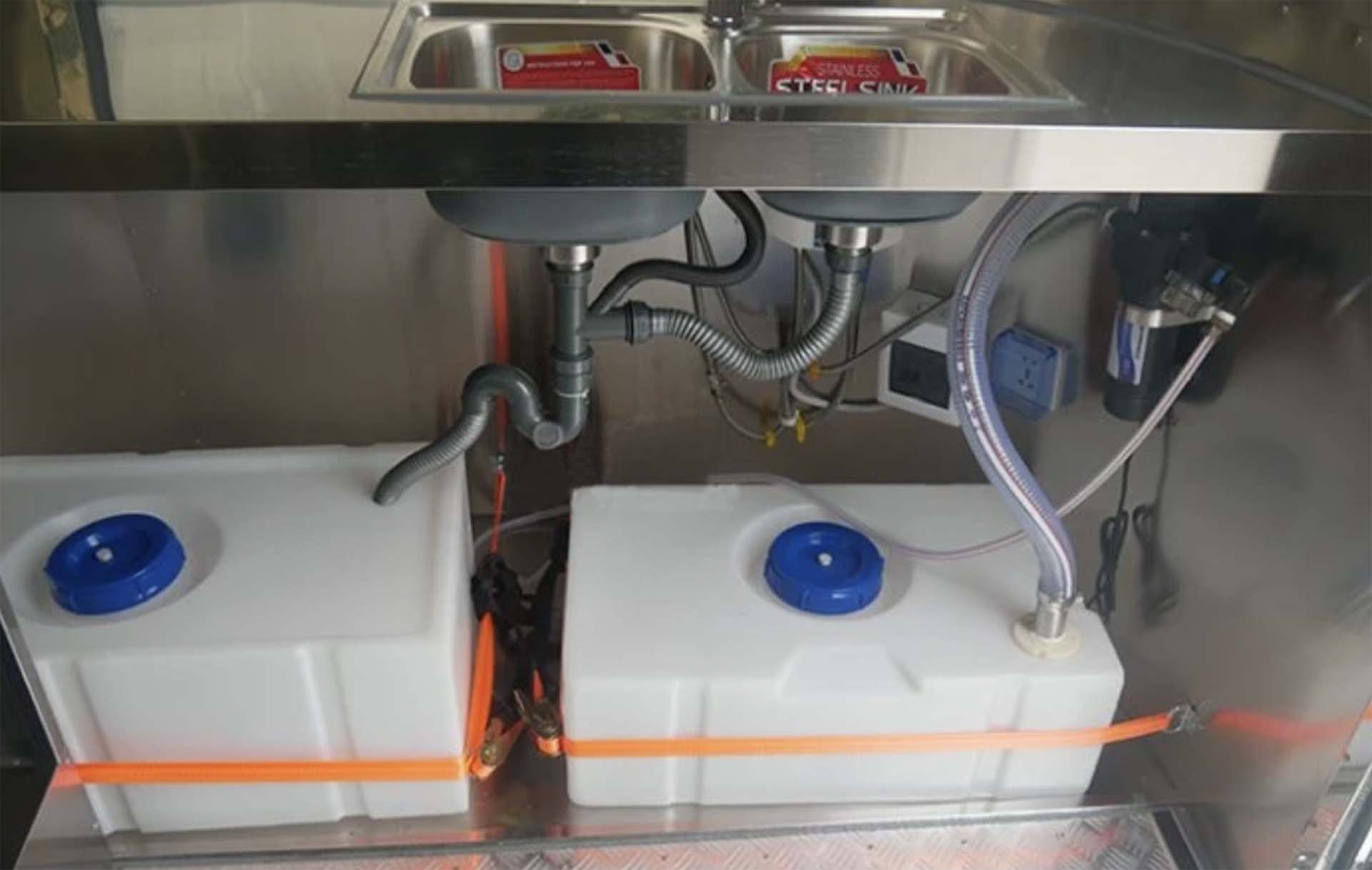 Remorque snack 4M inox rétro sur-mesure, toute équipée ou standard_6