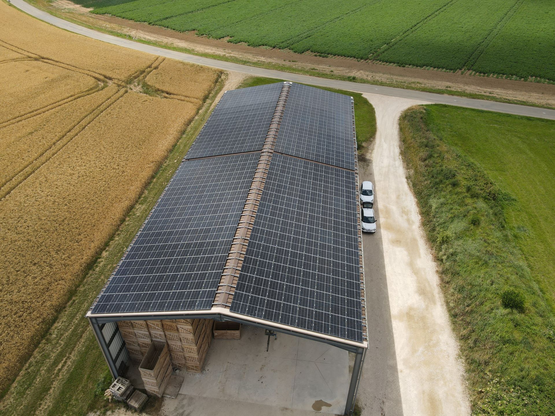 Rénovation de toiture et installation de panneaux photovoltaïques sur hangar agricole - valorisation économique et écologique_6